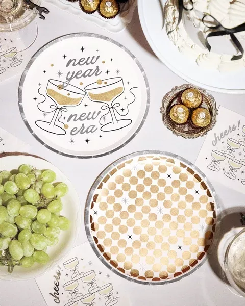 New Year, New Era Plates - 24 paper plates