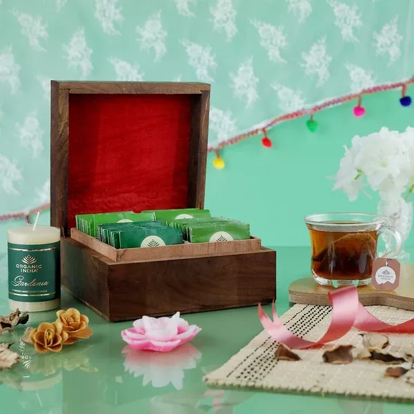 Organic India Wooden Gift Box 60 Teabags - Gift Box