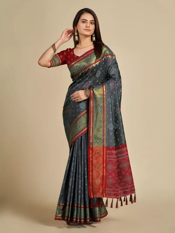 Vedant Vastram Grey Color Kanjeevaram Silk Saree - Grey