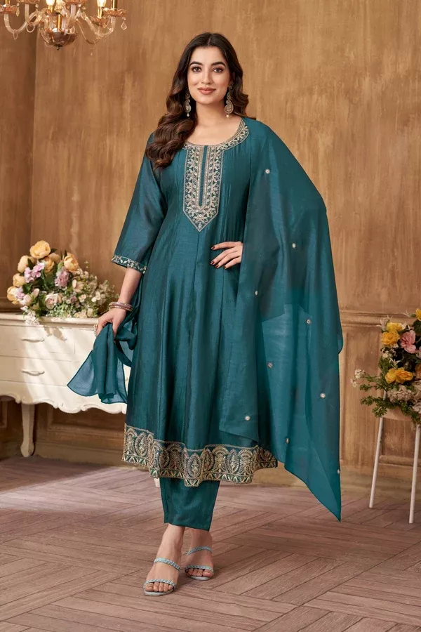 Vedant Vastram Kurta Pant set with Dupatta having Beautiful Embroidered work - Rama - M