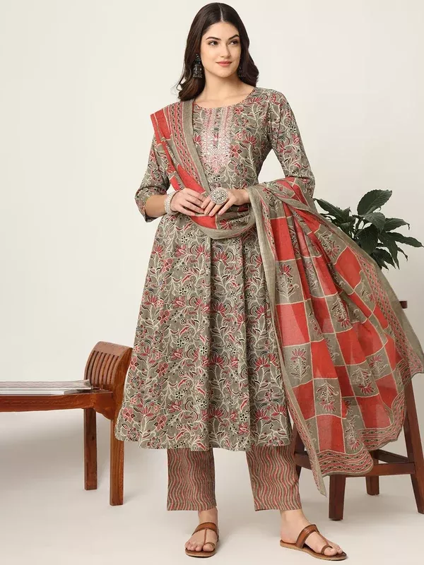 Yufta Pink And Gray Cotton Dori_Embroidery Anarkali Kurta Dupatta Pant Set - M